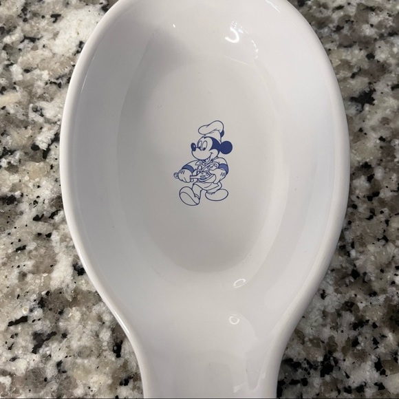 Disney Gourmet Mickey Spoon Rest - Picture 3 of 12
